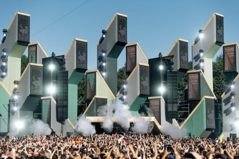 awakenings 768x512