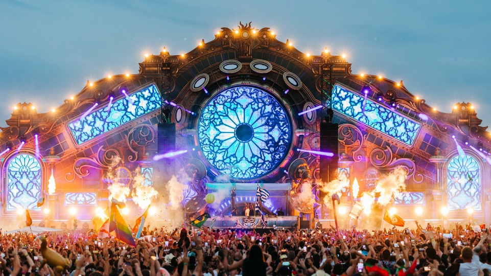 tomorroland2